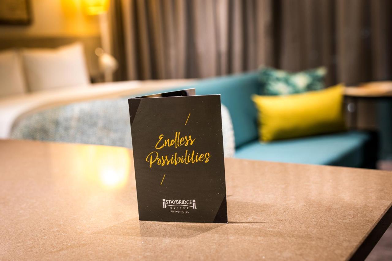 Staybridge Suites London Heathrow - Bath Road, An Ihg Aparthotel Hillingdon Zewnętrze zdjęcie