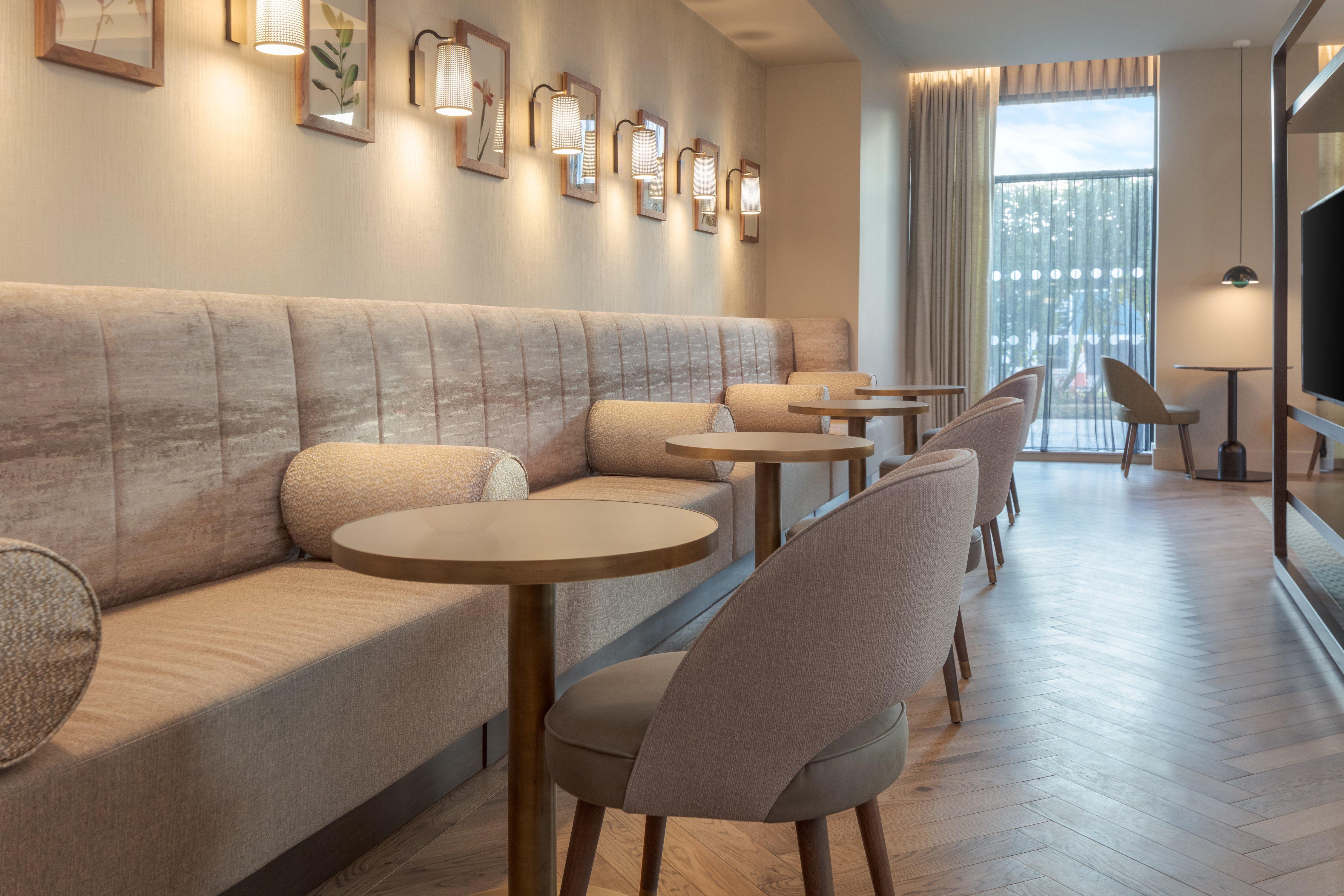Staybridge Suites London Heathrow - Bath Road, An Ihg Aparthotel Hillingdon Zewnętrze zdjęcie